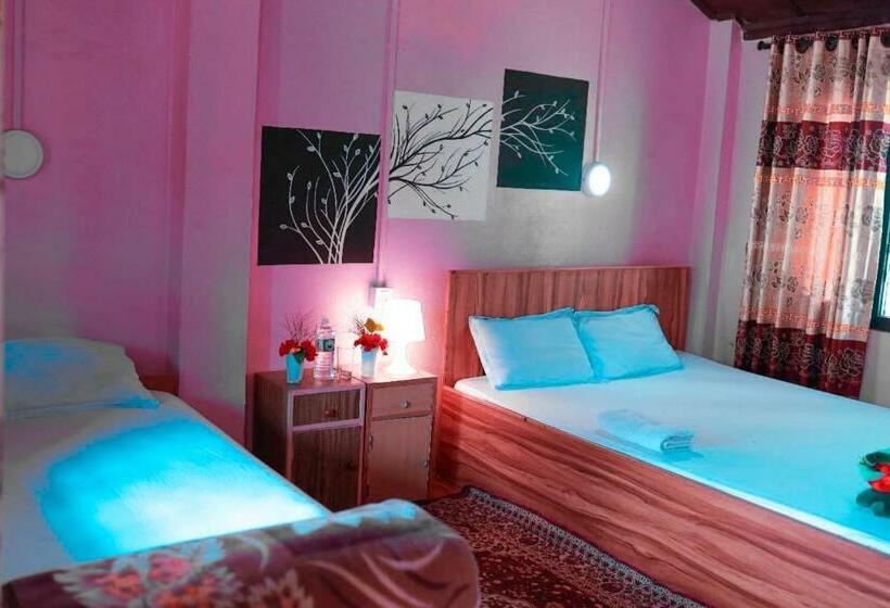 اتاق استاندارد, Safari Wildlife Lodge & Camp