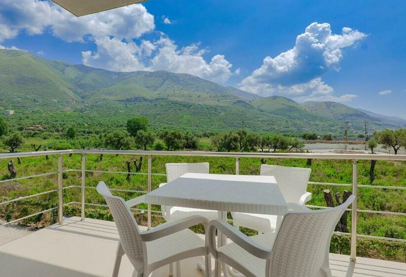 סטודיו סטנדרט עם מרפסת, Villa Noel Borsh