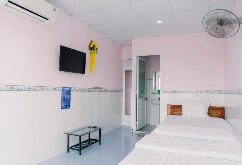 اتاق استاندارد با تراس, Phương Tú Hostel