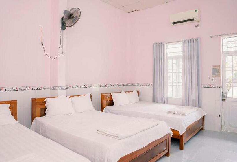 اتاق خانوادگی, Phương Tú Hostel