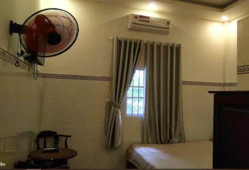Quarto Estandar, Phụng Kim Thảo Hotel Long An