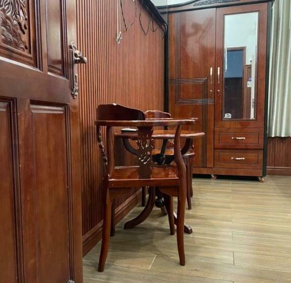 Quarto Estandar, Phụng Kim Thảo Hotel Long An