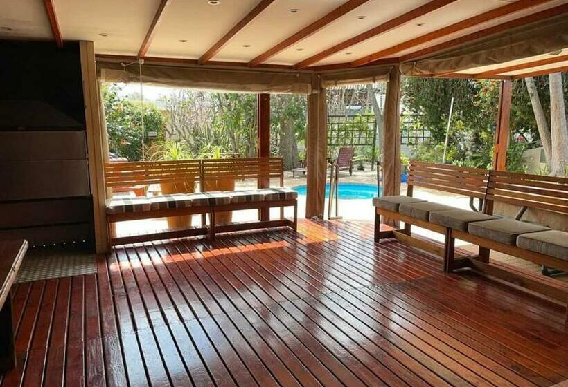 غرفة قياسية سرير كينج, 12 On Churchill