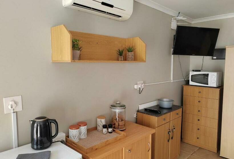 غرفة قياسية سرير كينج, 12 On Churchill