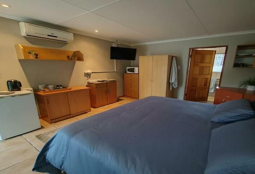 غرفة قياسية سرير كينج, 12 On Churchill