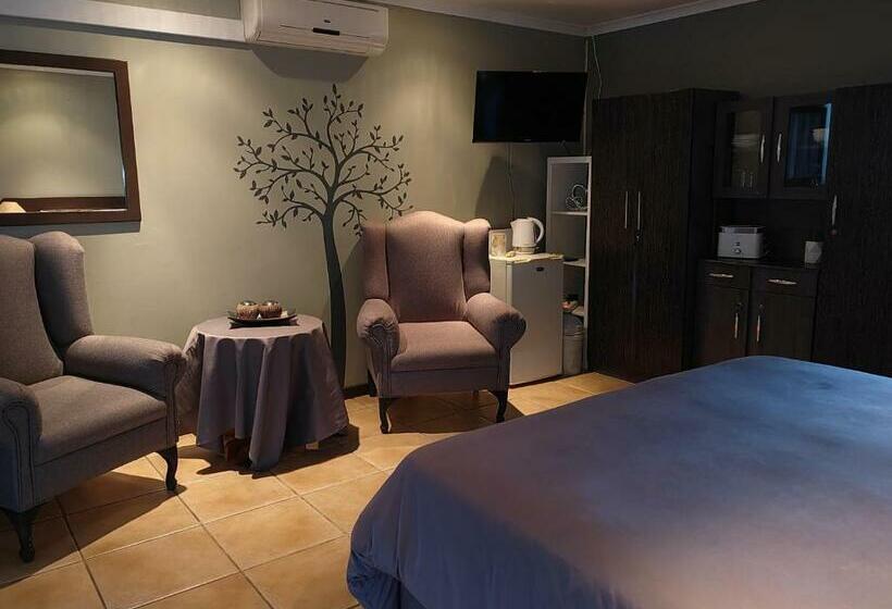 غرفة كومفورت, 12 On Churchill