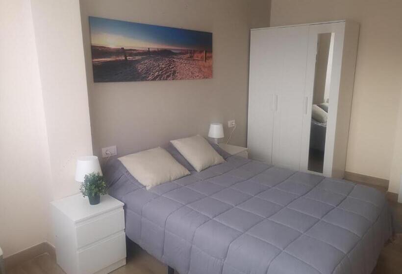 Номер Стандарт, Hostal Mari, Alquiler Habitación Privada En Hostal, 6 Habitaciones Cerca De La Universidad Y Aeropue