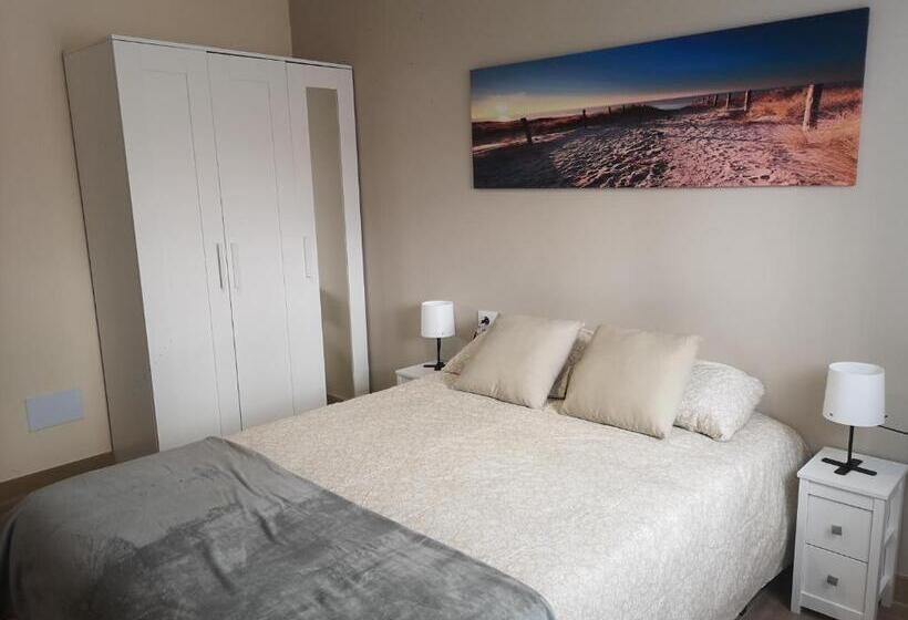 Номер Стандарт Совместная Ванная, Hostal Mari, Alquiler Habitación Privada En Hostal, 6 Habitaciones Cerca De La Universidad Y Aeropue