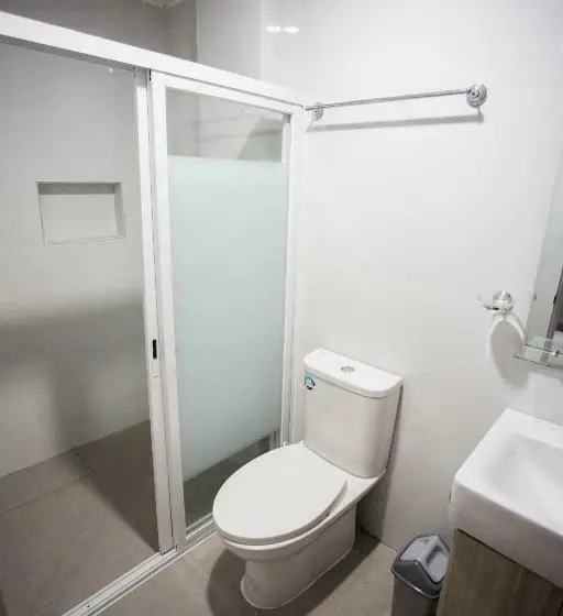 اتاق لوکس, Reddoorz At Happy Stay Apartelle