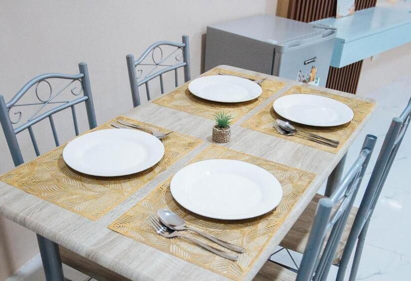 اتاق لوکس, Reddoorz At Happy Stay Apartelle