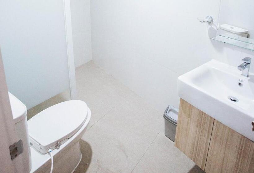 اتاق لوکس, Reddoorz At Happy Stay Apartelle