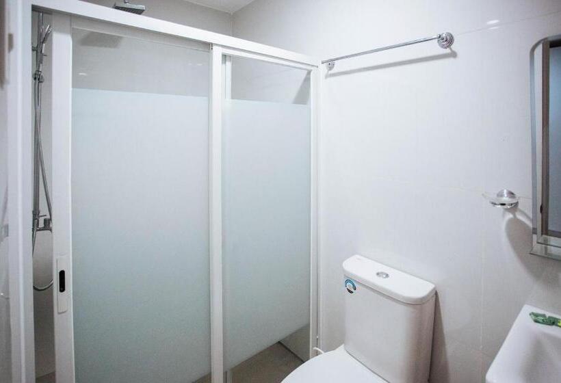 اتاق استاندارد, Reddoorz At Happy Stay Apartelle