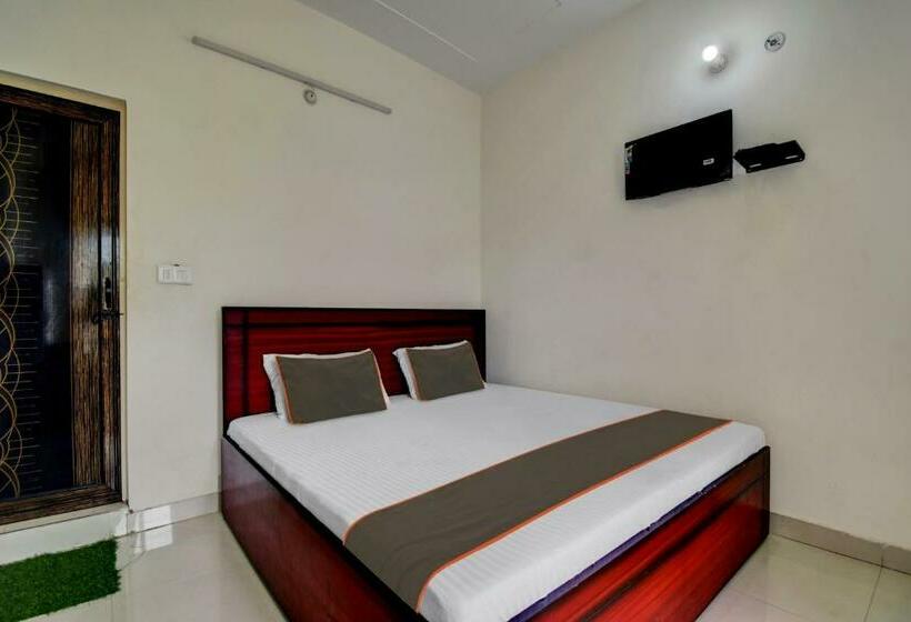 스탠다드 룸, Collection O Hotel Mount View