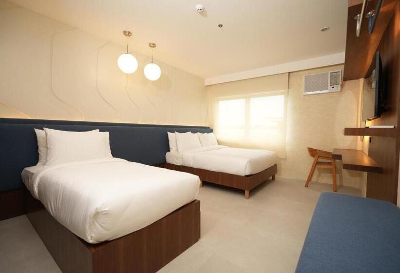 غرفة ديلوكس ثلاثية, Athlete S House