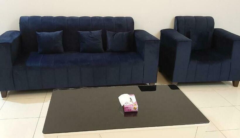 スイート, Golden Retan