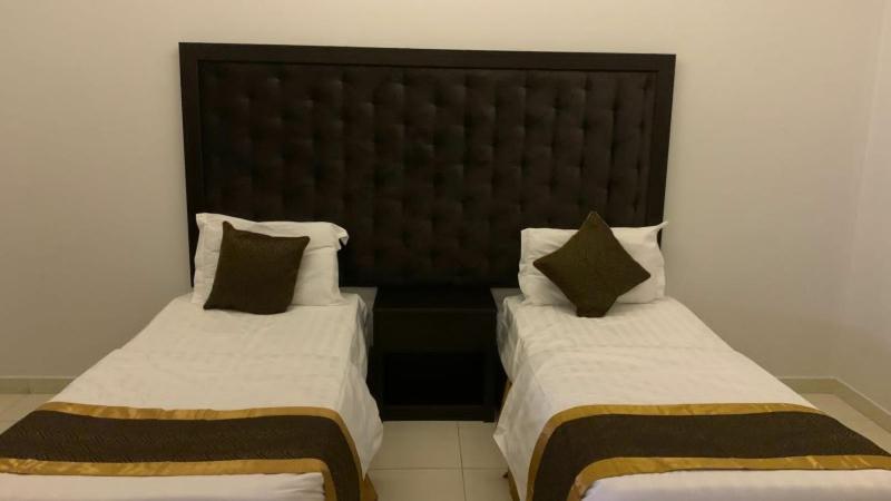 2ベッドスイートルーム, Golden Retan