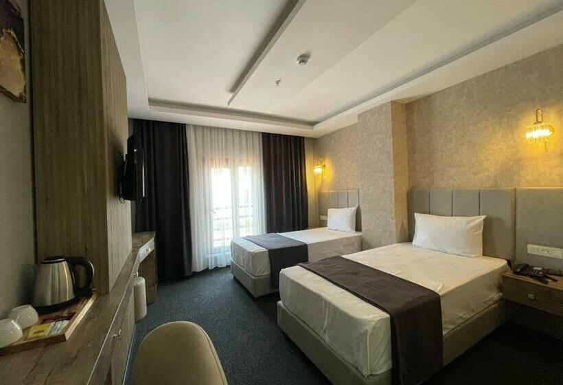 اتاق استاندارد با تخت بزرگ, Sevcan