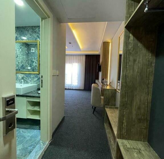 سوئیت با تخت بزرگ, Sevcan