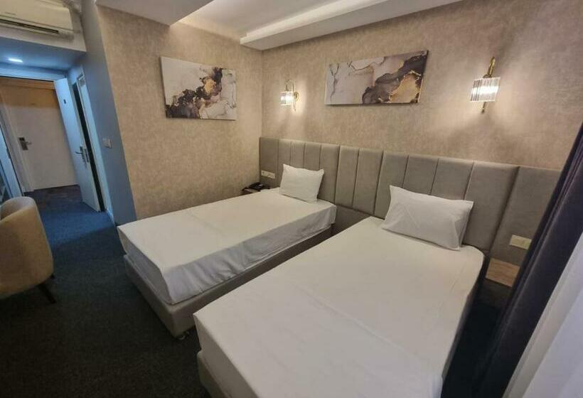 اتاق اکونومی, Sevcan