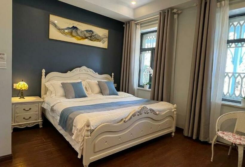 Cameră Standard Pat King Size, Wesley Rosegarden 庐山卫斯里玫瑰园别墅