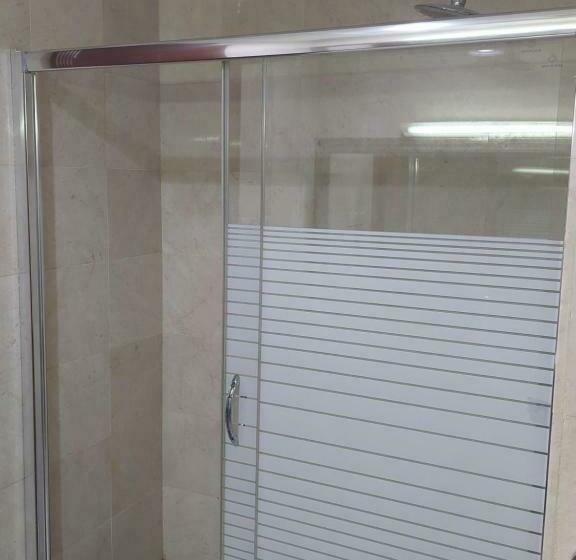 Quarto standard, فندق مسارات المشاعر