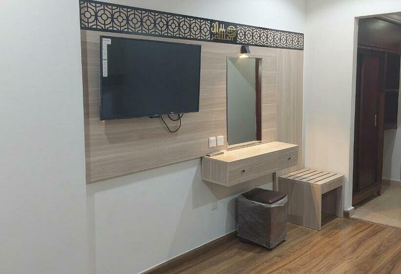 Quarto Triplo Standart, فندق مسارات المشاعر