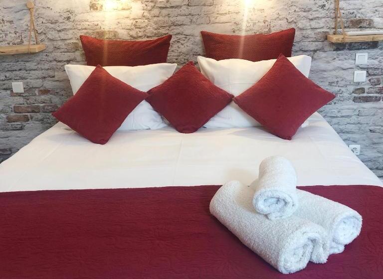 استودیو استاندارد با تراس, Le Clos De La Hourserie