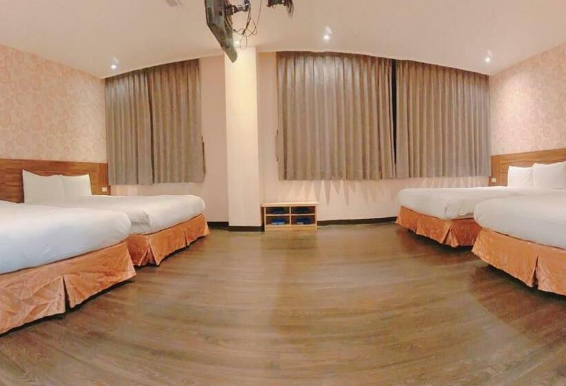 اتاق خانوادگی, Zhongshan Boutique