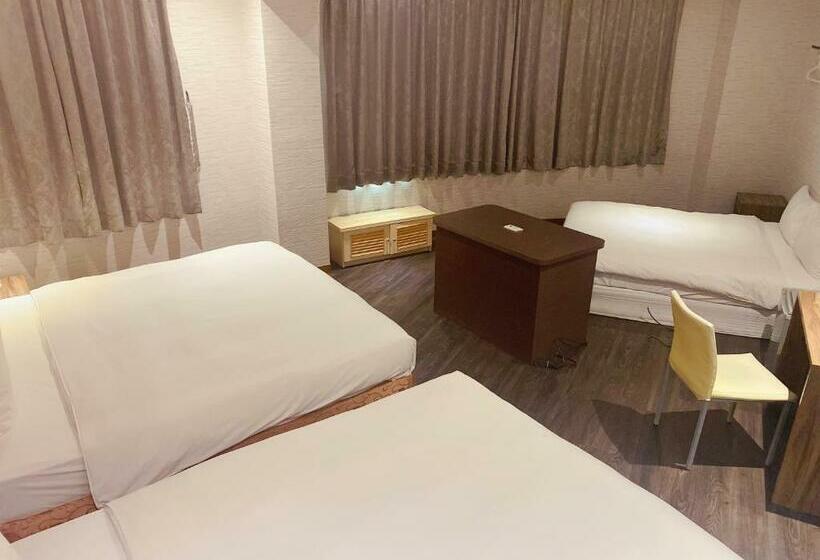 اتاق خانوادگی, Zhongshan Boutique