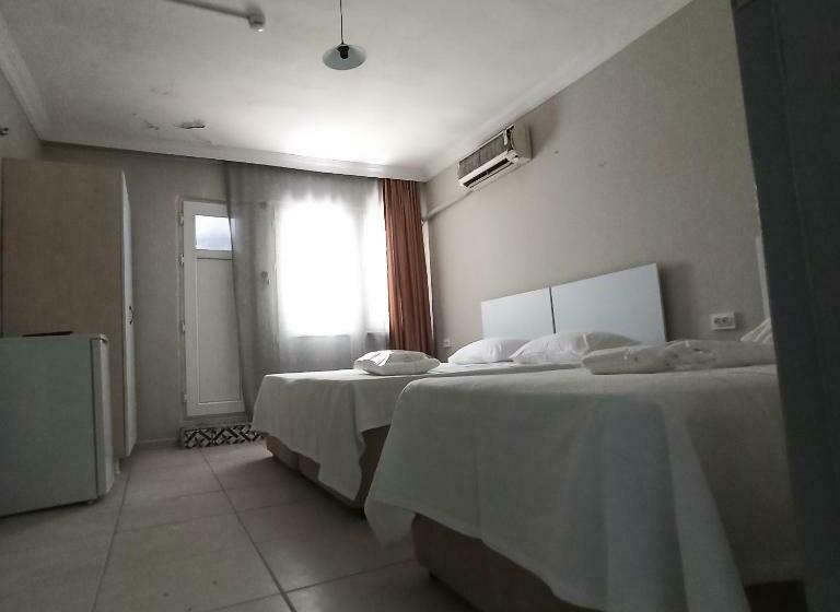 标准三人间, Nilhan Otel