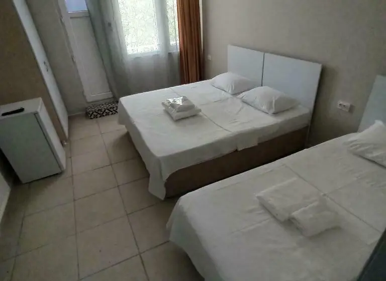 Standard Kolmen Hengen Huone, Nilhan Otel