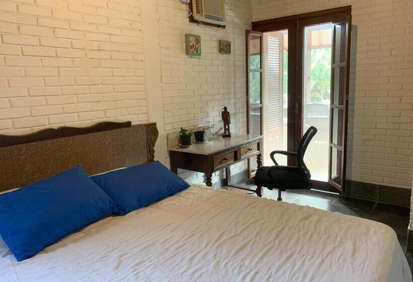 اتاق خانوادگی, Canto Das Toninhas Guest House