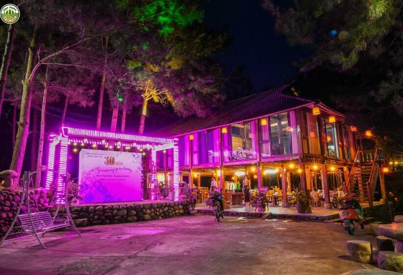 ویلای استاندارد با چشمانداز باغ, Tân Uyên Paradise