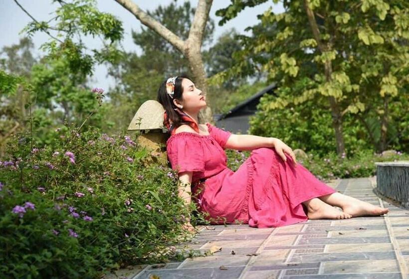 ویلای استاندارد با چشمانداز باغ, Tân Uyên Paradise