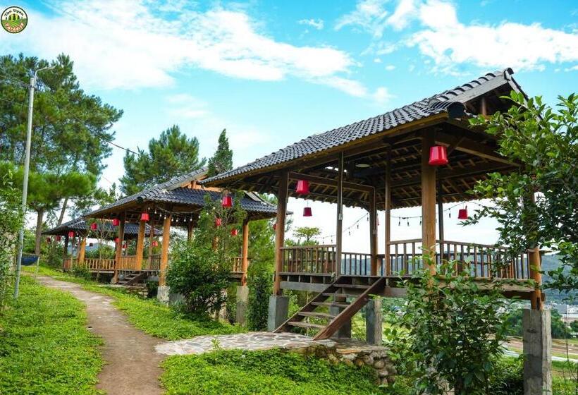 ویلای استاندارد با چشمانداز باغ, Tân Uyên Paradise