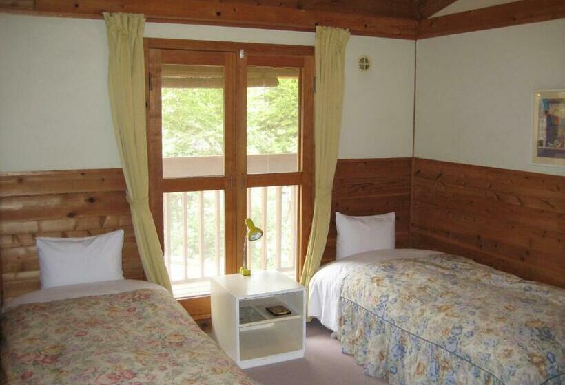 غرفة قياسية حمام مشترك, Hirotani Pension