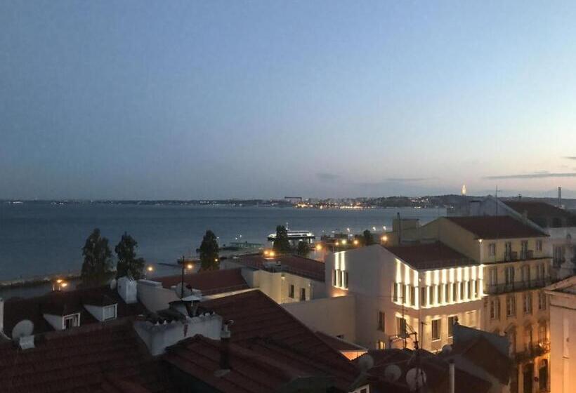 اتاق استاندارد, Alfama Guest House