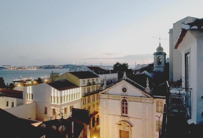 اتاق لوکس, Alfama Guest House