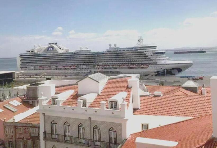 اتاق استاندارد, Alfama Guest House