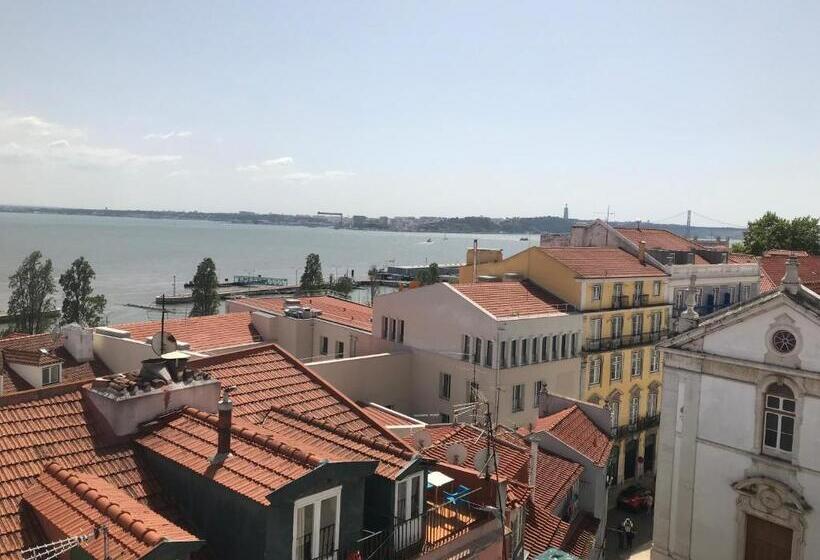 اتاق استاندارد, Alfama Guest House