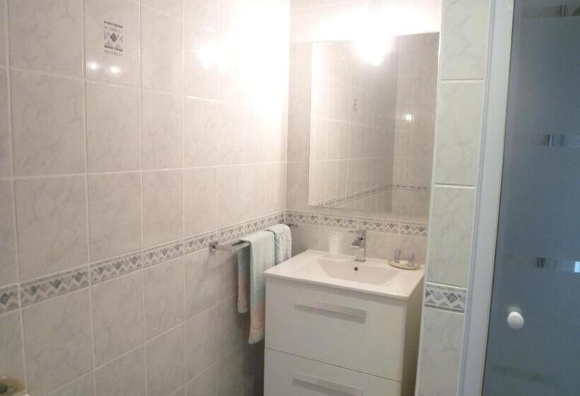 Апартаменты 1 Спальня Вид на Сад, Chez Augustin