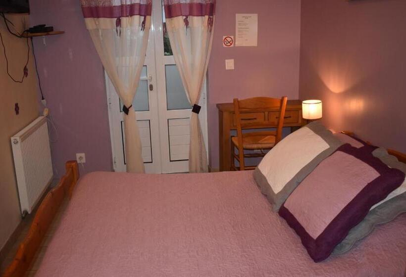 标准间, Chez Augustin