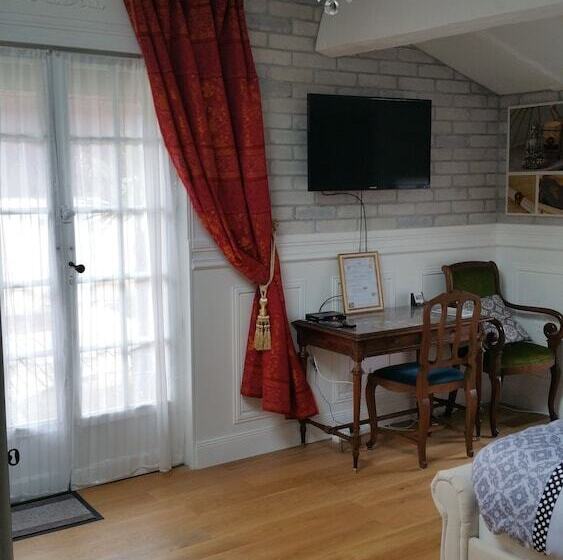 标准间, Le Domaine De Canesse