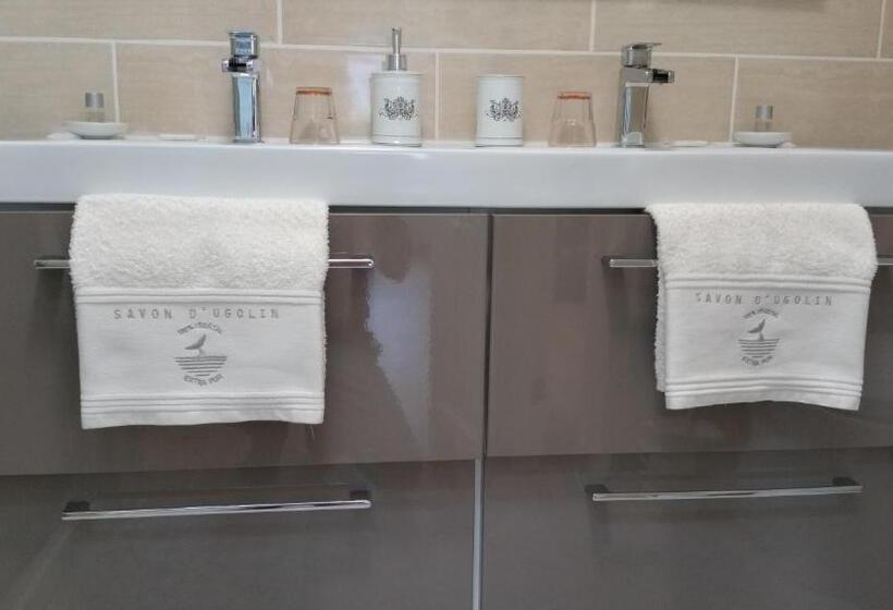 标准间, Le Domaine De Canesse