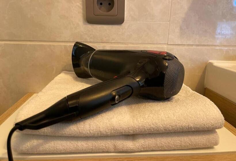 标准间, Le Domaine De Canesse