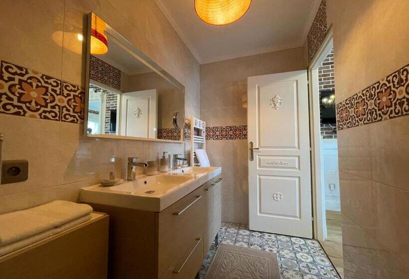 标准间, Le Domaine De Canesse