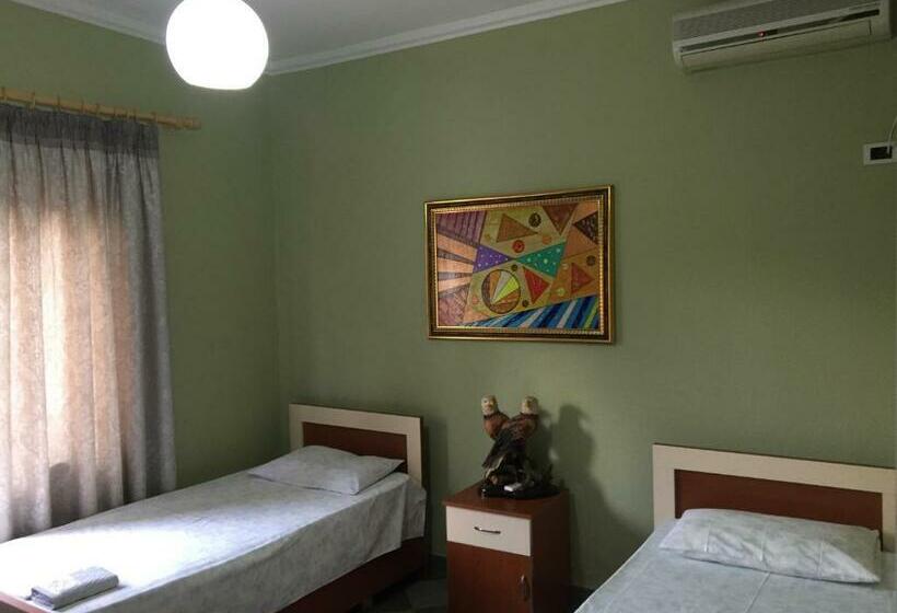 이코노미 룸, Hostel Grande House