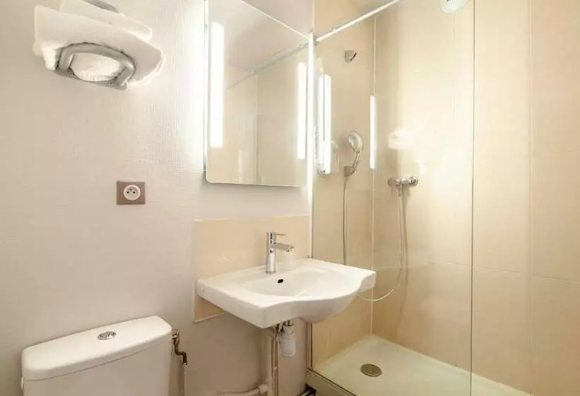 Standard Neljän Hengen Huone, B&b Hotel Bretigny Sur Orge
