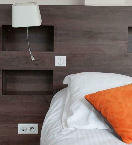 スーペリアールーム, Logis Hotel Du Parc Restaurant Le Rouget De Lisle