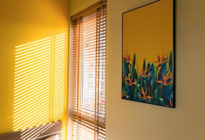 اتاق سوپریور, Flora Hotel Hue